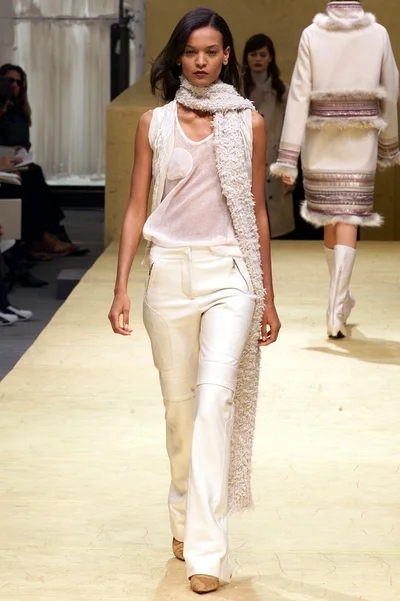 Look 43
